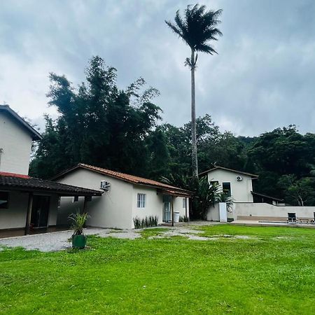 Maresias Suites Exterior photo